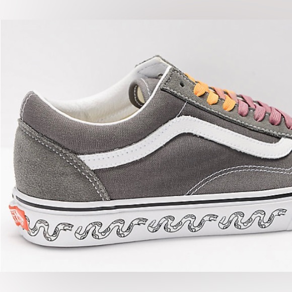 NWOB Vans Old Skool UV Dreams Pewter & White Skate Shoes - Picture 4 of 7